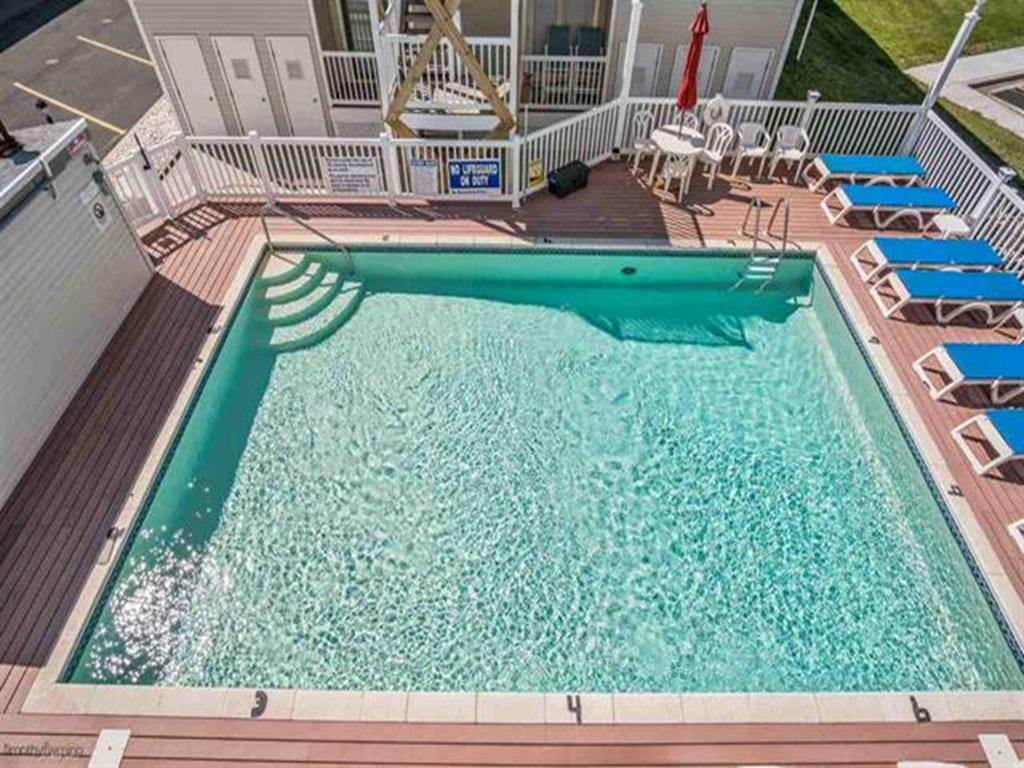 265 SEABREEZE COURT RANCHO VILLAS CONDOS D202 NORTH WILDWOOD